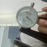 YX-093 - Sample thickness photograph