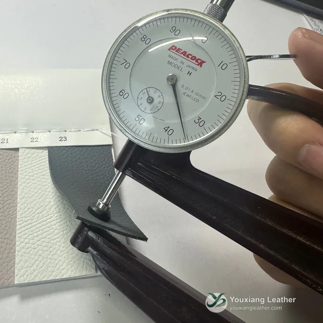 YX-077 - Sample thickness photograph